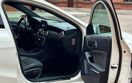 Mercedes-Benz A-Класс, 2015 год, 1 750 000 рублей, 17 фотография