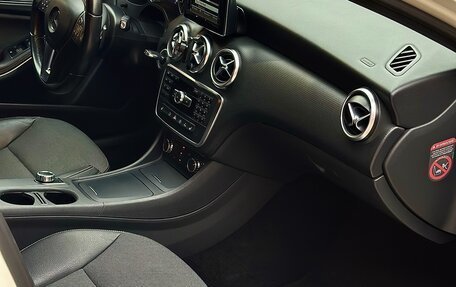 Mercedes-Benz A-Класс, 2015 год, 1 750 000 рублей, 18 фотография