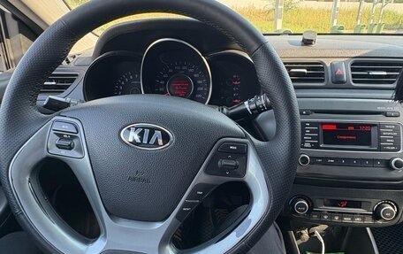 KIA Rio III рестайлинг, 2017 год, 900 000 рублей, 4 фотография