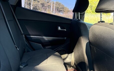 KIA Rio III рестайлинг, 2017 год, 900 000 рублей, 7 фотография