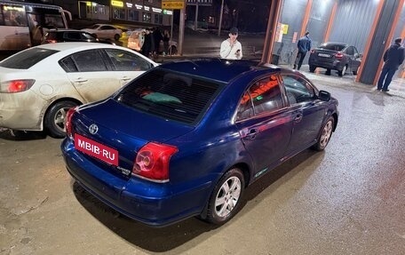 Toyota Avensis III рестайлинг, 2003 год, 770 000 рублей, 4 фотография