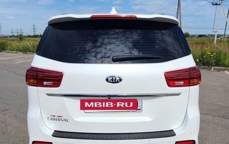 KIA Carnival III, 2019 год, 3 350 000 рублей, 5 фотография