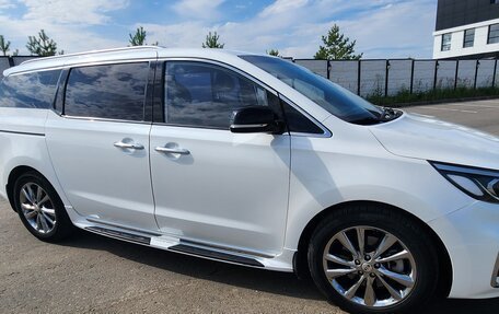 KIA Carnival III, 2019 год, 3 350 000 рублей, 10 фотография