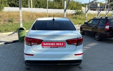KIA Rio III рестайлинг, 2017 год, 900 000 рублей, 6 фотография