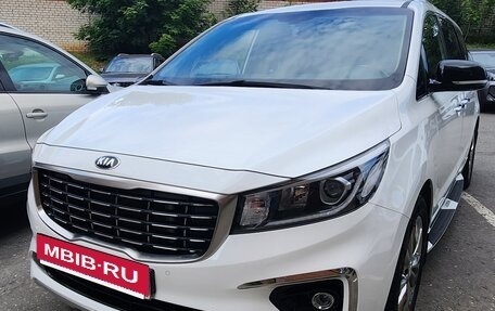 KIA Carnival III, 2019 год, 3 350 000 рублей, 15 фотография