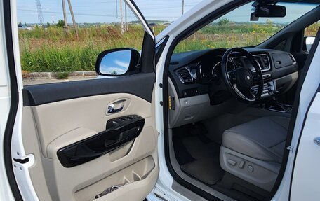 KIA Carnival III, 2019 год, 3 350 000 рублей, 17 фотография