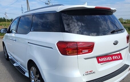 KIA Carnival III, 2019 год, 3 350 000 рублей, 4 фотография