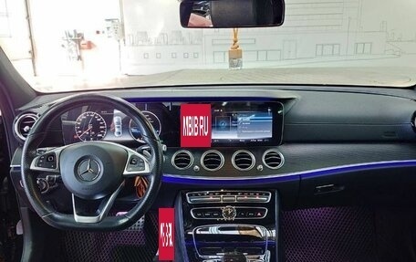 Mercedes-Benz E-Класс, 2017 год, 3 650 000 рублей, 2 фотография