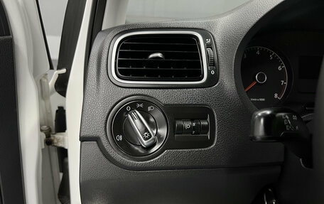 Volkswagen Polo VI (EU Market), 2013 год, 845 000 рублей, 17 фотография