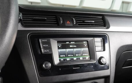 Skoda Rapid I, 2016 год, 1 325 000 рублей, 13 фотография