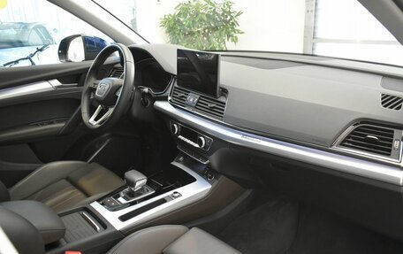 Audi Q5, 2021 год, 5 630 000 рублей, 26 фотография