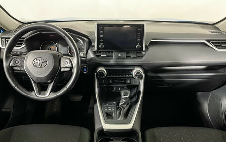 Toyota RAV4, 2020 год, 3 097 000 рублей, 12 фотография