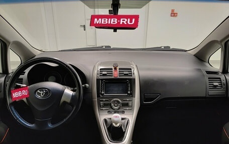 Toyota Auris II, 2007 год, 655 000 рублей, 18 фотография