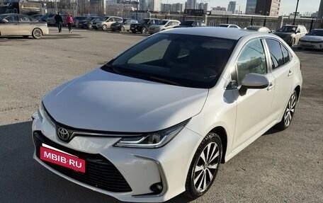 Toyota Corolla, 2019 год, 2 280 000 рублей, 1 фотография