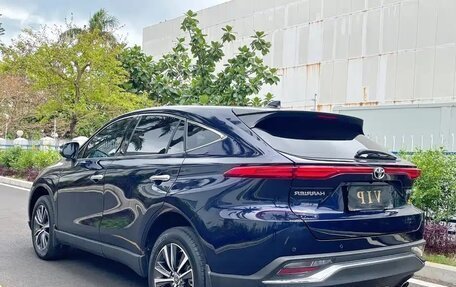 Toyota Harrier, 2023 год, 3 550 000 рублей, 7 фотография