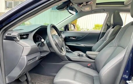 Toyota Harrier, 2023 год, 3 550 000 рублей, 12 фотография