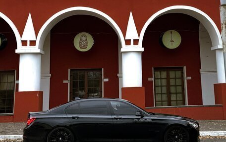 BMW 7 серия, 2013 год, 1 950 000 рублей, 26 фотография