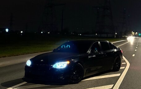 BMW 7 серия, 2013 год, 1 950 000 рублей, 29 фотография