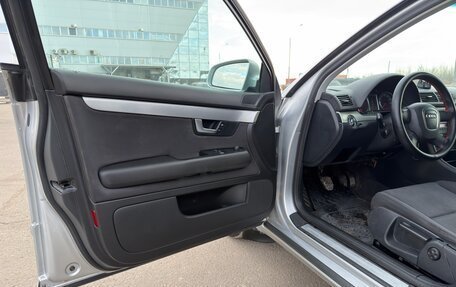 Audi A4, 2006 год, 595 000 рублей, 24 фотография