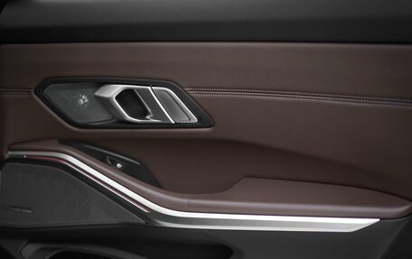 BMW 3 серия, 2019 год, 3 320 000 рублей, 19 фотография