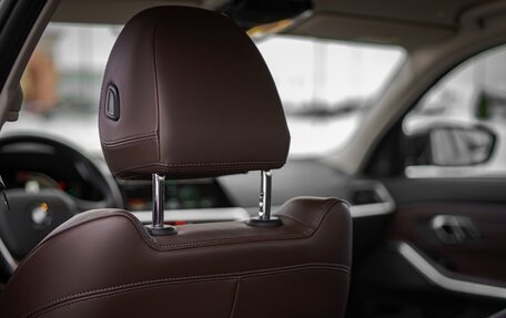 BMW 3 серия, 2019 год, 3 320 000 рублей, 26 фотография