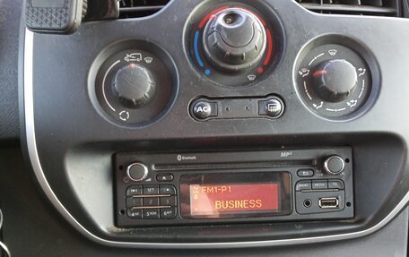 Renault Kangoo II рестайлинг, 2013 год, 735 000 рублей, 11 фотография