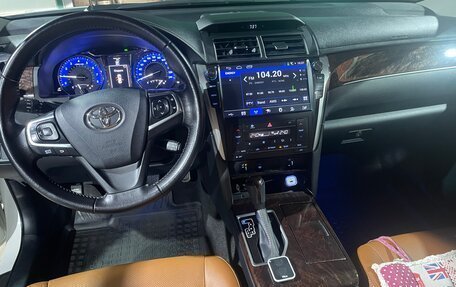 Toyota Camry, 2016 год, 3 000 000 рублей, 3 фотография