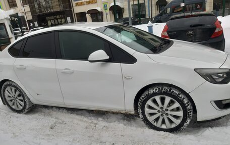Opel Astra J, 2013 год, 585 000 рублей, 4 фотография
