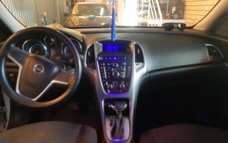 Opel Astra J, 2013 год, 585 000 рублей, 7 фотография