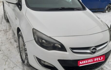 Opel Astra J, 2013 год, 585 000 рублей, 2 фотография