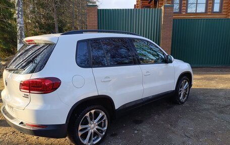 Volkswagen Tiguan I, 2014 год, 990 000 рублей, 2 фотография