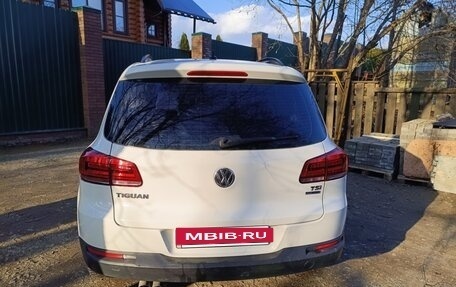 Volkswagen Tiguan I, 2014 год, 990 000 рублей, 4 фотография