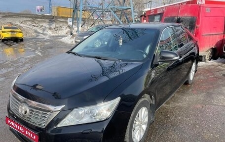 Toyota Camry, 2011 год, 1 450 000 рублей, 2 фотография