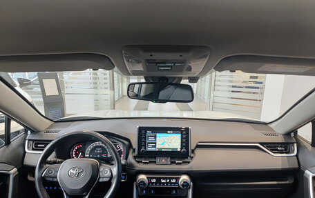 Toyota RAV4, 2021 год, 3 702 000 рублей, 17 фотография