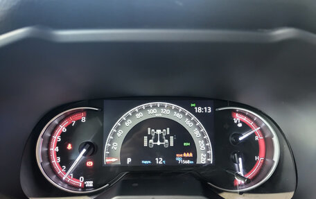 Toyota RAV4, 2021 год, 3 702 000 рублей, 16 фотография