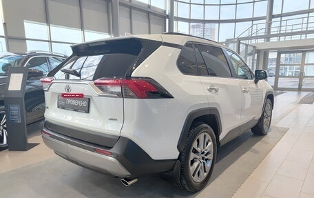 Toyota RAV4, 2021 год, 3 702 000 рублей, 9 фотография