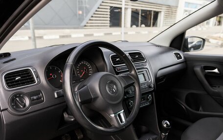 Volkswagen Polo VI (EU Market), 2014 год, 640 000 рублей, 5 фотография