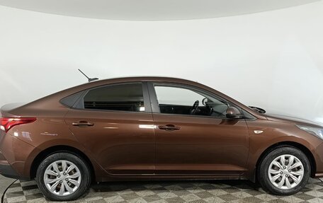 Hyundai Solaris II рестайлинг, 2021 год, 1 700 000 рублей, 8 фотография