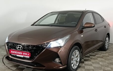 Hyundai Solaris II рестайлинг, 2021 год, 1 700 000 рублей, 3 фотография