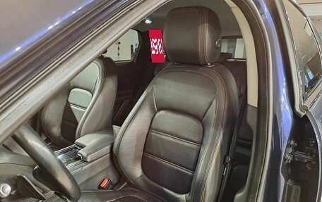 Jaguar F-Pace, 2016 год, 2 150 000 рублей, 13 фотография