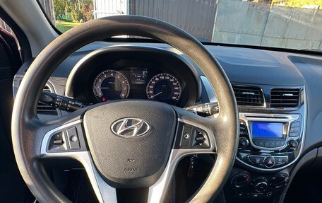 Hyundai Solaris II рестайлинг, 2013 год, 640 000 рублей, 6 фотография