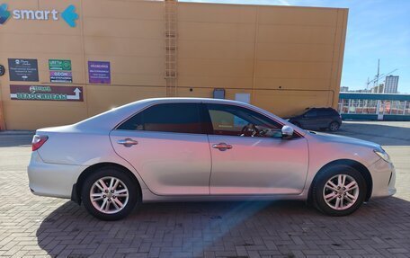 Toyota Camry, 2015 год, 1 990 000 рублей, 6 фотография