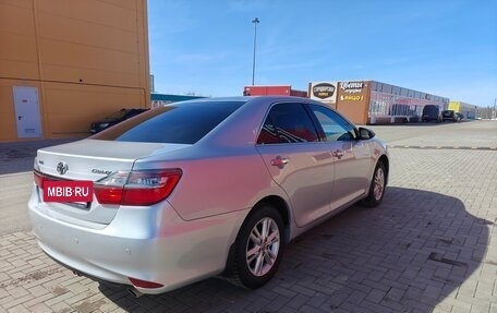 Toyota Camry, 2015 год, 1 990 000 рублей, 5 фотография
