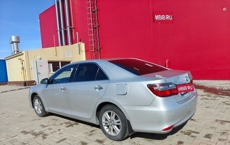 Toyota Camry, 2015 год, 1 990 000 рублей, 3 фотография