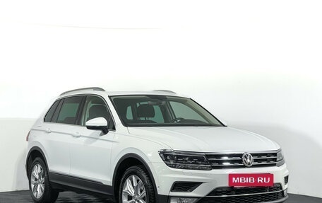 Volkswagen Tiguan II, 2017 год, 2 320 000 рублей, 3 фотография