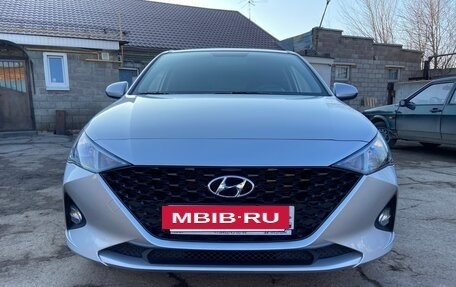 Hyundai Solaris II рестайлинг, 2020 год, 1 620 000 рублей, 8 фотография