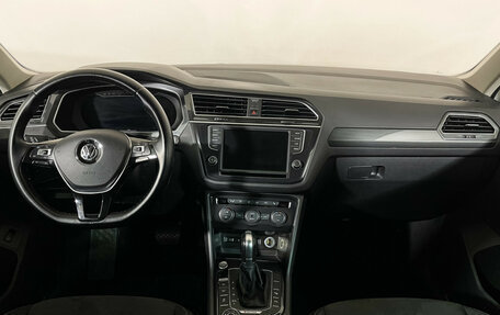 Volkswagen Tiguan II, 2017 год, 2 320 000 рублей, 12 фотография