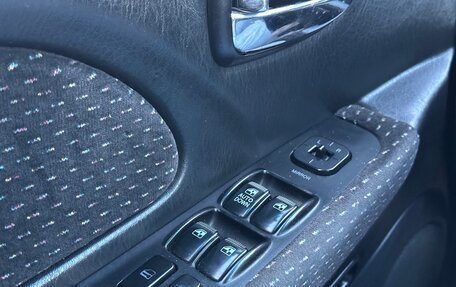 Hyundai Sonata IV рестайлинг, 2004 год, 460 000 рублей, 13 фотография