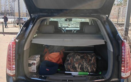 Cadillac SRX II рестайлинг, 2011 год, 1 100 000 рублей, 9 фотография