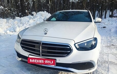 Mercedes-Benz E-Класс, 2021 год, 5 150 000 рублей, 2 фотография